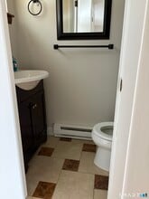 273 Queen St in Southington, CT - Building Photo - Building Photo