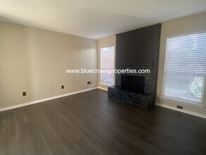 2013 Via Miramonte in Carrollton, TX - Building Photo - Building Photo