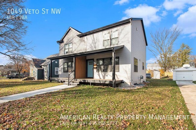property at 1049 Veto St NW