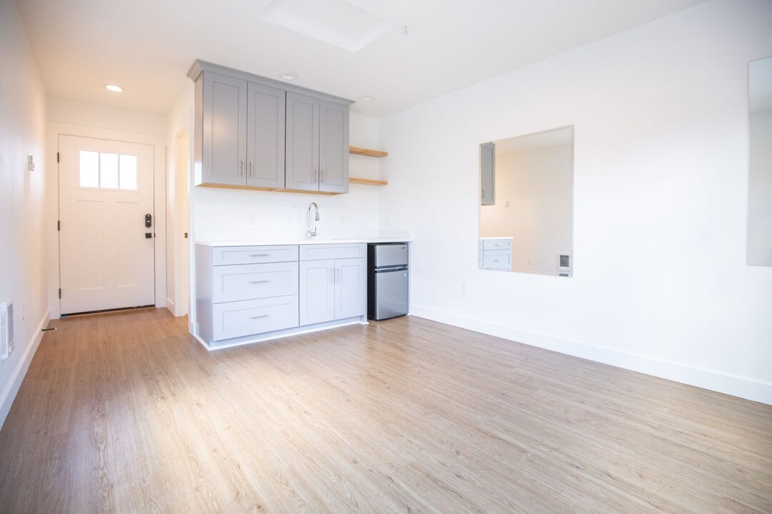 2579 SE Cora St in Portland, OR - Building Photo