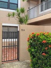 6606 Villa Sonrisa Dr in Boca Raton, FL - Building Photo - Building Photo