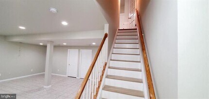 20153 Valhalla Square in Ashburn, VA - Building Photo - Building Photo