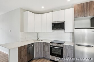 1970 Dorchester Ave in Boston, MA - Building Photo - Building Photo