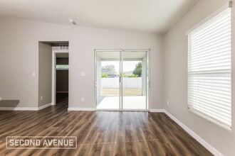 1423 NE 16th Pl in Cape Coral, FL - Building Photo - Building Photo