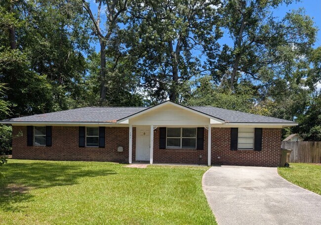 191 Egret Cir in Richmond Hill, GA - Building Photo - Building Photo