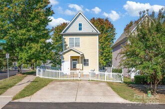 104 Kensington St in Mooresville, NC - Building Photo - Building Photo