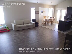 4916 Silver Ranch Ave in El Paso, TX - Building Photo - Building Photo