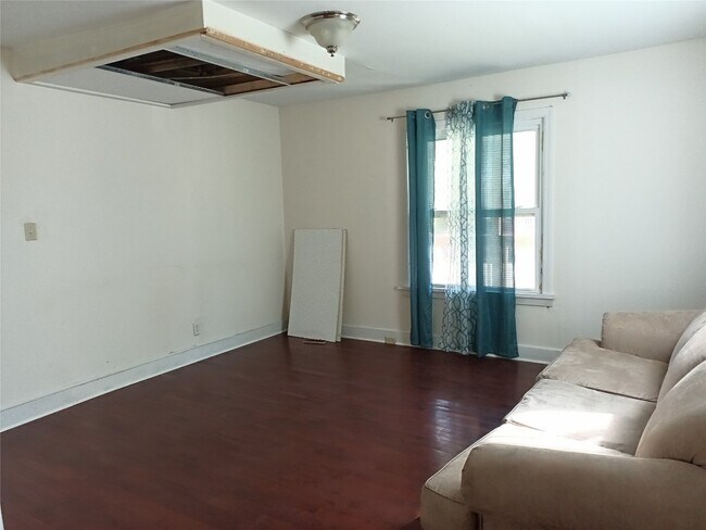 24 Burdick Ave in Johnson City, NY - Building Photo - Building Photo