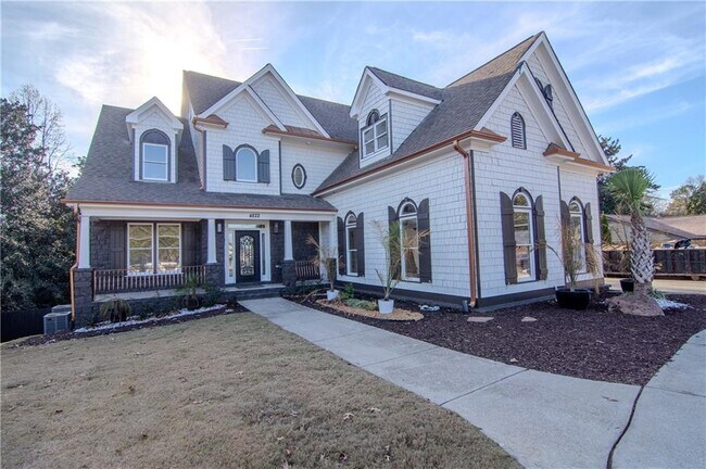 property at 4822 Chamblee Dunwoody Rd