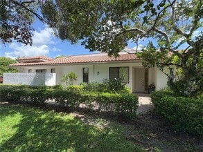 2538 Windsor Way Ct in Wellington, FL - Building Photo - Building Photo