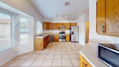 8972 E Mayberry Dr in Tucson, AZ - Building Photo - Building Photo