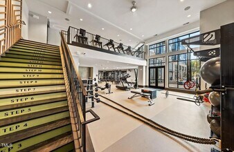 1950 Grisdale Ln, Unit C2B in Cary, NC - Foto de edificio - Building Photo