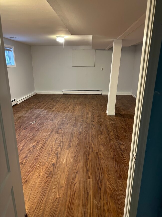 9120 Lawler Ave, Unit Basement in Skokie, IL - Foto de edificio - Building Photo