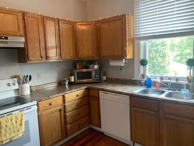 3542 Edwards Rd in Cincinnati, OH - Building Photo - Building Photo