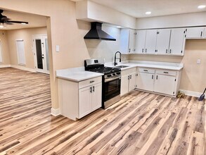 11012 Sunny Dr in Corpus Christi, TX - Building Photo - Building Photo