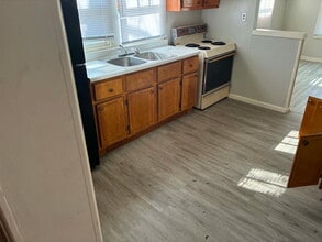 608 Macfarlane St in Mexico, MO - Building Photo - Building Photo