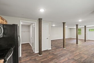 3302 Possum Trot Rd in Greenbrier, TN - Building Photo - Building Photo