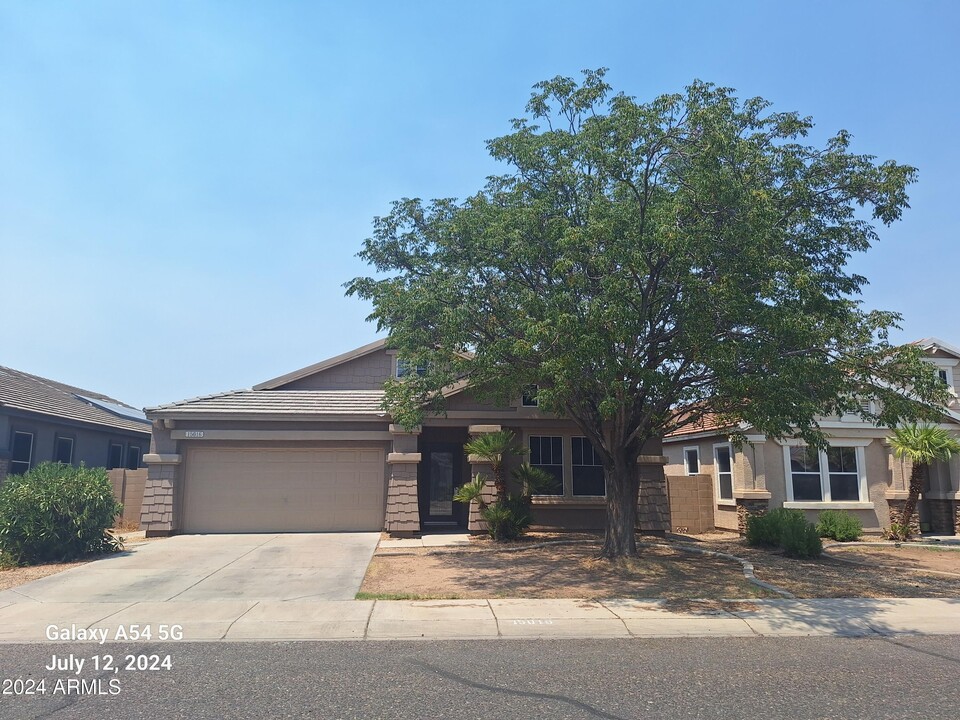 15016 W Charter Oak Rd in Surprise, AZ - Building Photo