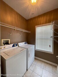 51 Courtyard Way photo'