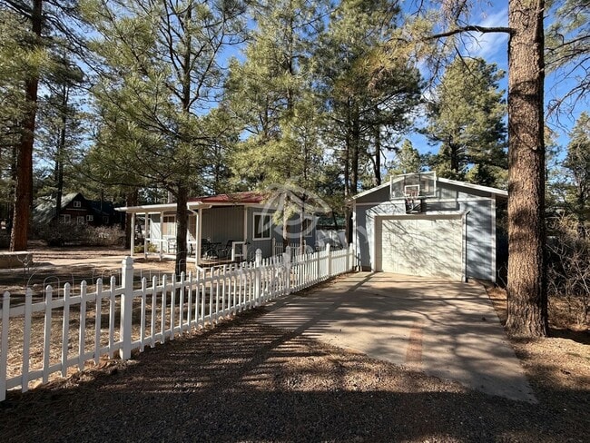 2162 N Woods Dr in Heber-Overgaard, AZ - Building Photo - Building Photo
