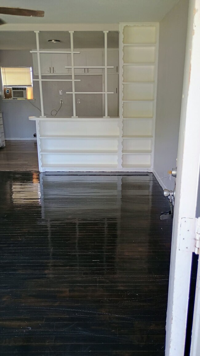 1046 W Star St in Denison, TX - Building Photo - Building Photo