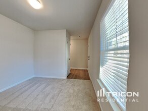 572 Lakerun Dr in Bunnlevel, NC - Building Photo - Building Photo
