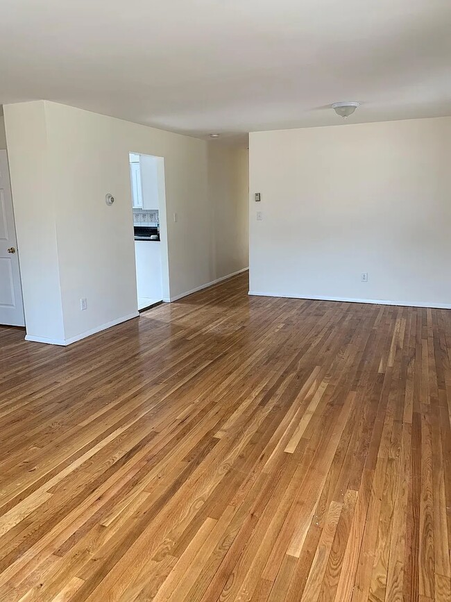 119 Jackson Ave, Unit 2 in Nyack, NY - Building Photo - Building Photo