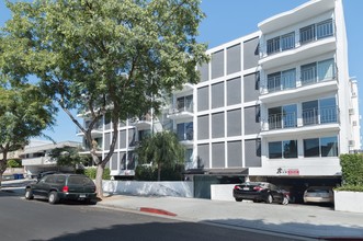 Orlando Apartments in Los Angeles, CA - Building Photo - Building Photo