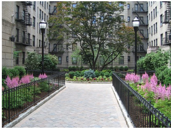 Empire Arms in Bronx, NY - Foto de edificio