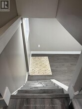 22 Graham Ave N in Hamilton, ON - Building Photo - Building Photo