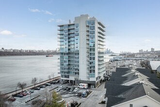 Portside in Edgewater, NJ - Building Photo - Building Photo