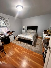 1031 Flora St, Unit 1 in Elizabeth, NJ - Building Photo - Building Photo