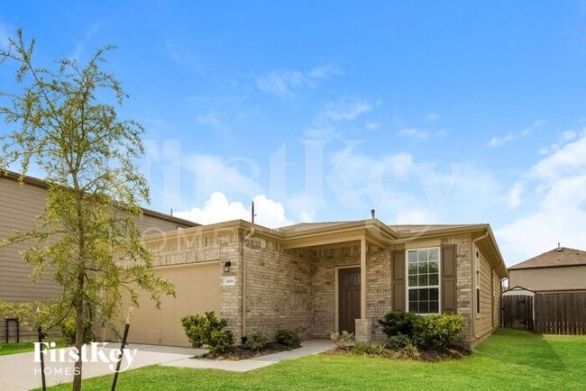 4606 Falling Sun Dr in Houston, TX - Foto de edificio - Building Photo