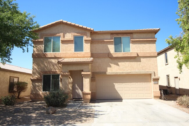 1126 E Canyon Trail