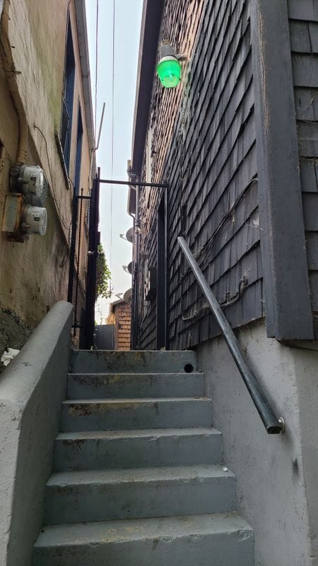 2025 E 20th St in Oakland, CA - Building Photo - Building Photo