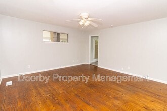 304 McDonald Dr in Rossville, GA - Building Photo - Building Photo