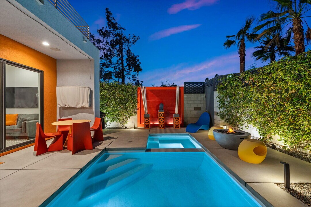 2691 Paragon Loop in Palm Springs, CA - Building Photo