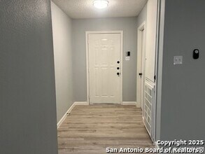 8230 Cantura Mills in Converse, TX - Building Photo - Building Photo