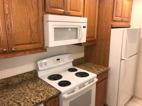 733 SE 1st Way in Deerfield Beach, FL - Building Photo - Building Photo