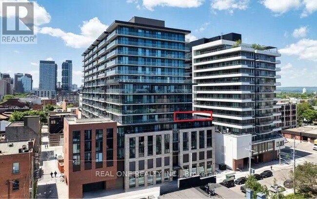 1 Jarvis St in Hamilton, ON - Building Photo - Building Photo