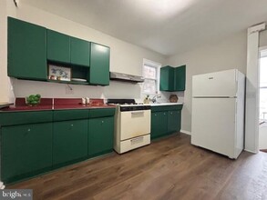 817 W 36th St-Unit -2 in Baltimore, MD - Building Photo - Building Photo