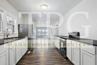 315 S Crane St in Independence, MO - Building Photo - Building Photo