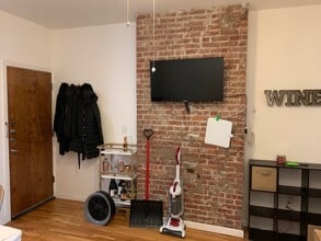 554 Observer Hwy in Hoboken, NJ - Building Photo - Building Photo