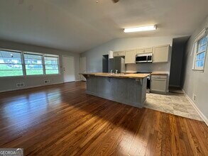 3517 Forrest Park Rd SE in Atlanta, GA - Building Photo - Building Photo