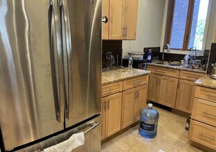 75 Easton St, Unit 1 in Boston, MA - Building Photo - Building Photo