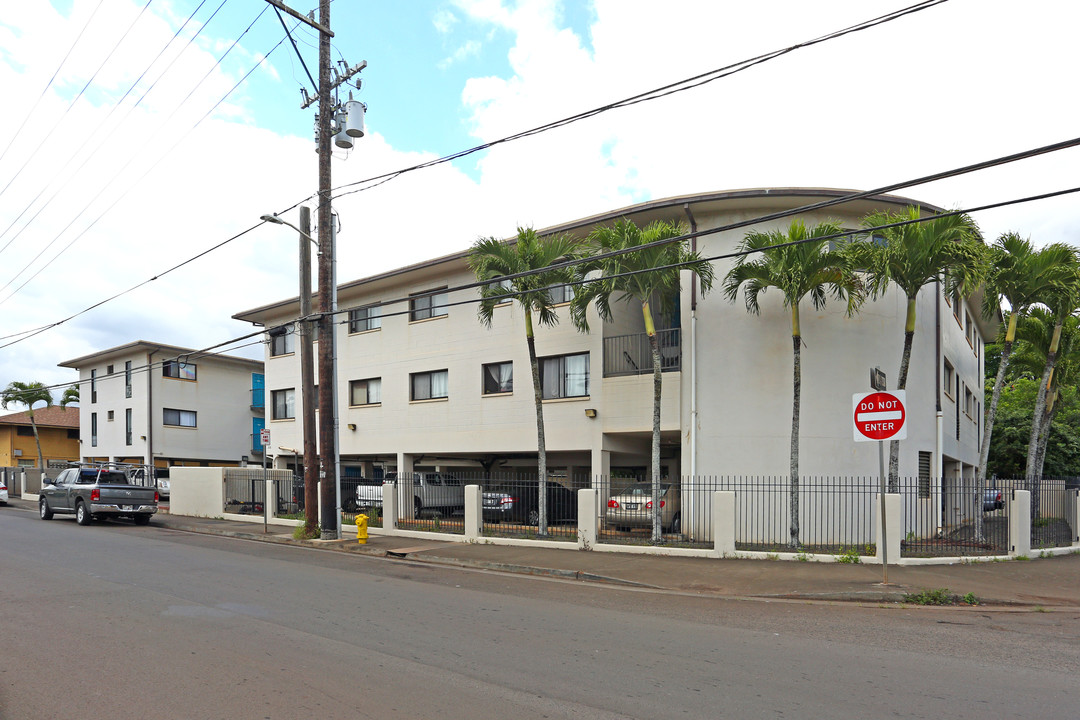 310 Olive Ave in Wahiawa, HI - Foto de edificio