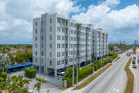 Skyloft Condominium I in North Miami Beach, FL - Building Photo - Building Photo