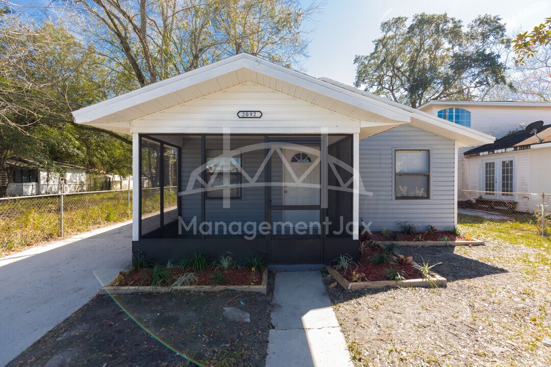 2092 Commonwealth Ave in Jacksonville, FL - Building Photo