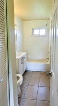 32620 Manistee St, Unit 1 in Westland, MI - Building Photo - Building Photo