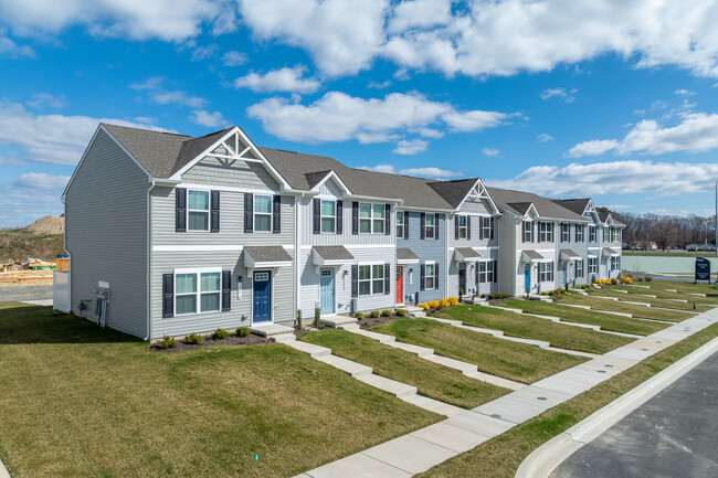 Cypress Hall in Milford, DE - Building Photo - Building Photo